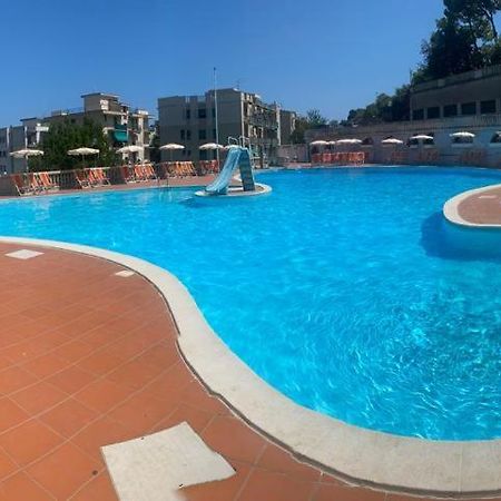 Hotel Paco Pietra Ligure Zewnętrze zdjęcie