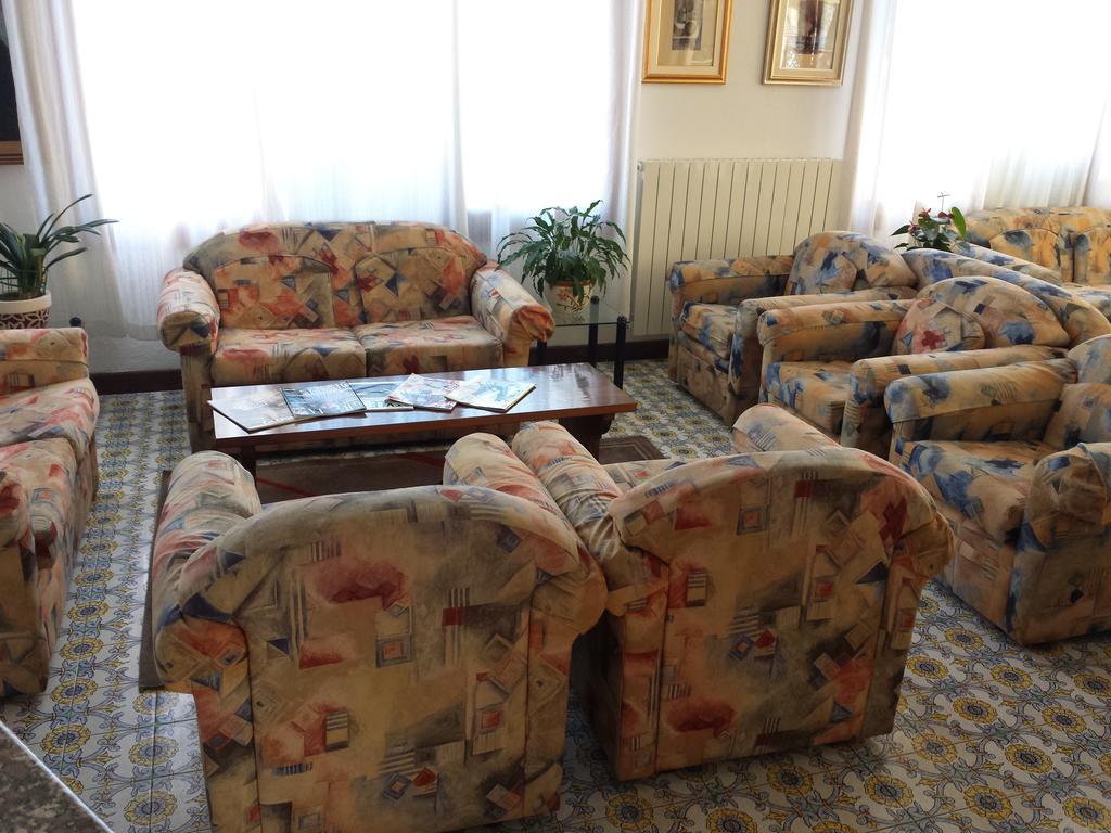 Hotel Paco Pietra Ligure Zewnętrze zdjęcie