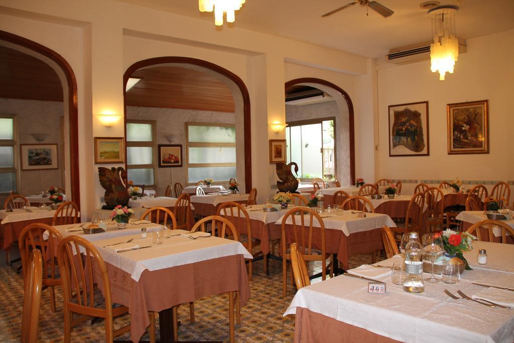 Hotel Paco Pietra Ligure Zewnętrze zdjęcie