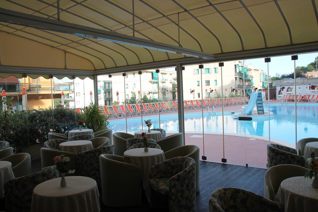 Hotel Paco Pietra Ligure Zewnętrze zdjęcie