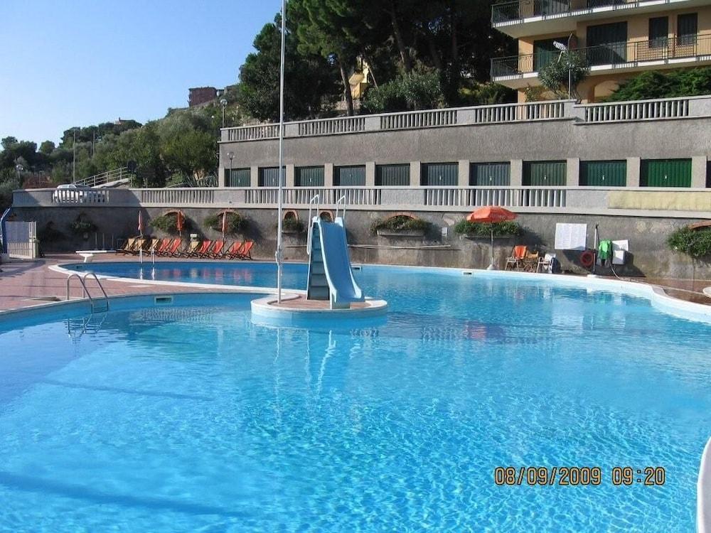 Hotel Paco Pietra Ligure Zewnętrze zdjęcie