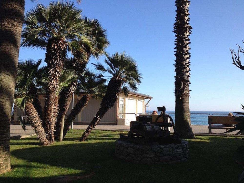 Hotel Paco Pietra Ligure Zewnętrze zdjęcie