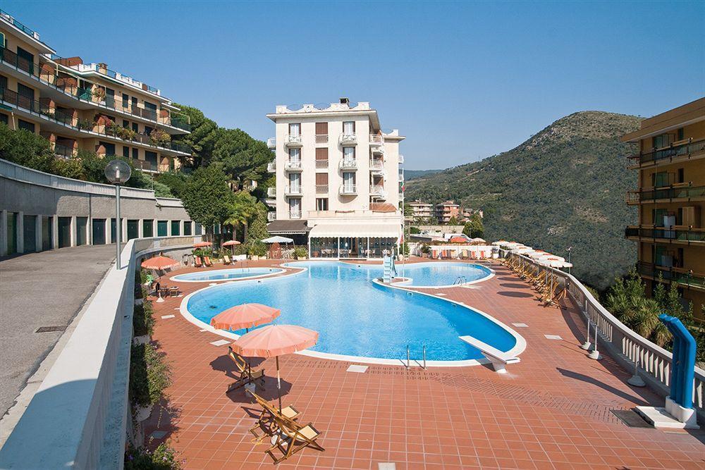 Hotel Paco Pietra Ligure Zewnętrze zdjęcie