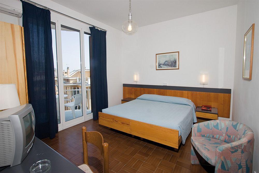 Hotel Paco Pietra Ligure Zewnętrze zdjęcie