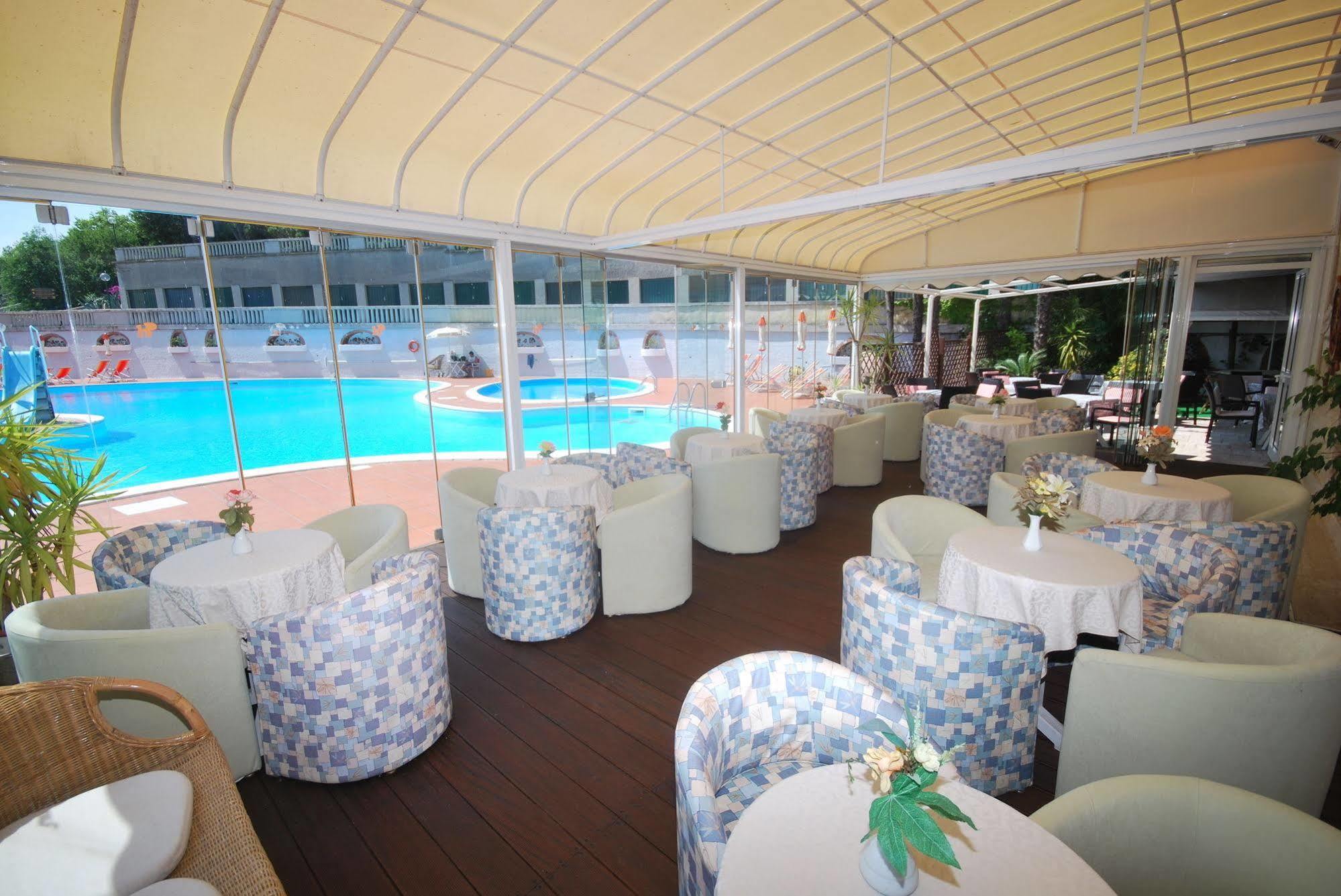 Hotel Paco Pietra Ligure Zewnętrze zdjęcie