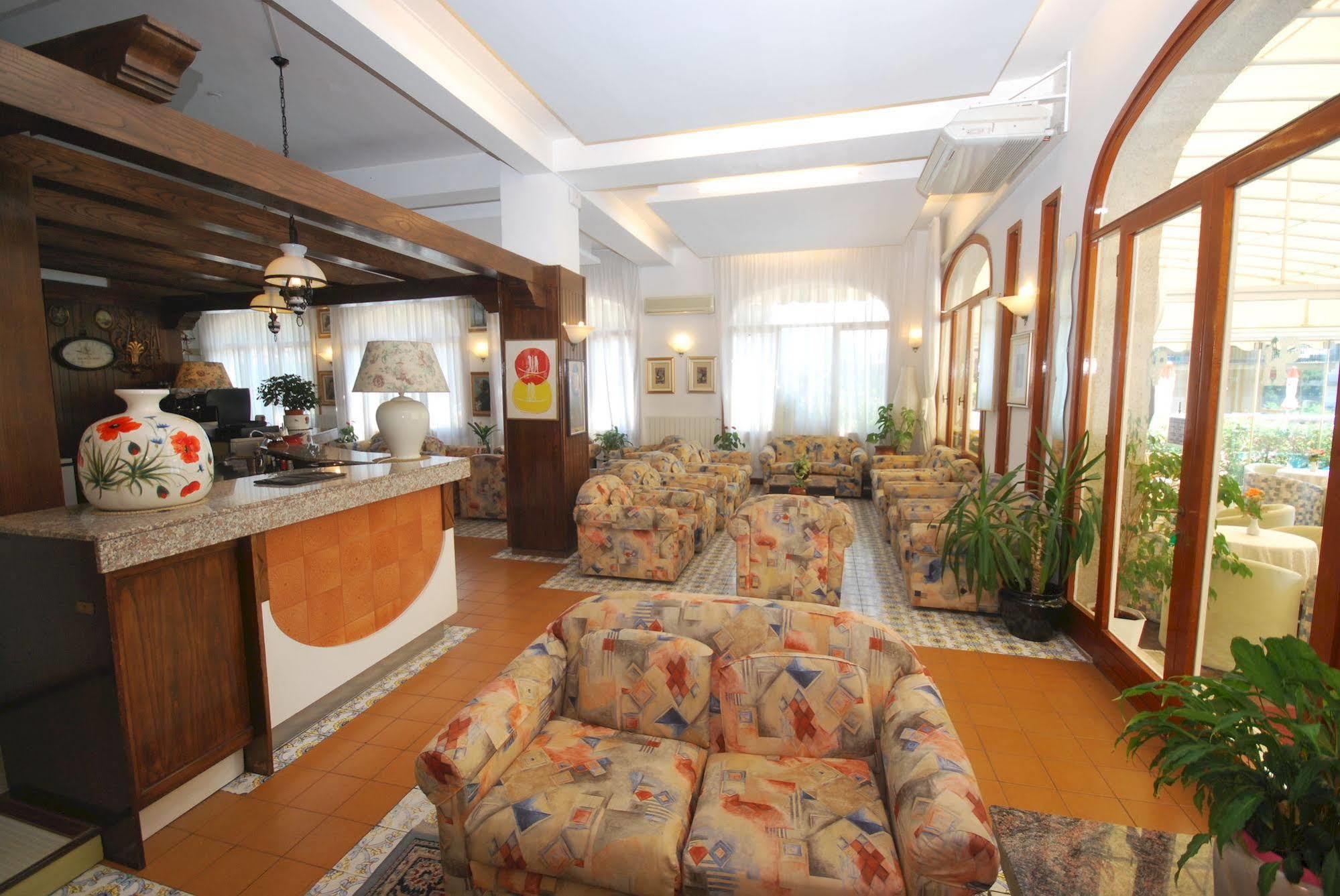 Hotel Paco Pietra Ligure Zewnętrze zdjęcie